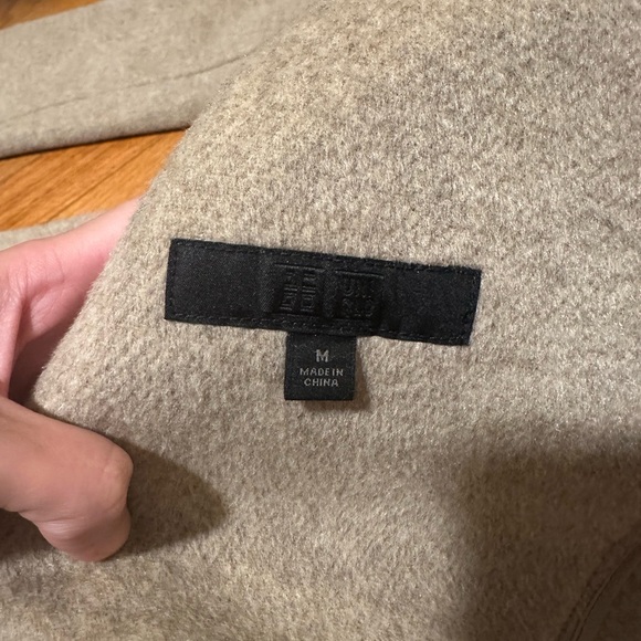 Uniqlo Wool Blend Coat - Picture 5 of 5